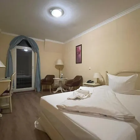 Hotel Bellevue Warnemünde 4*