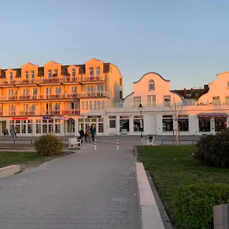 Bellevue Warnemuende Hotel 4*