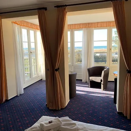 Hotel Bellevue Warnemünde 4*